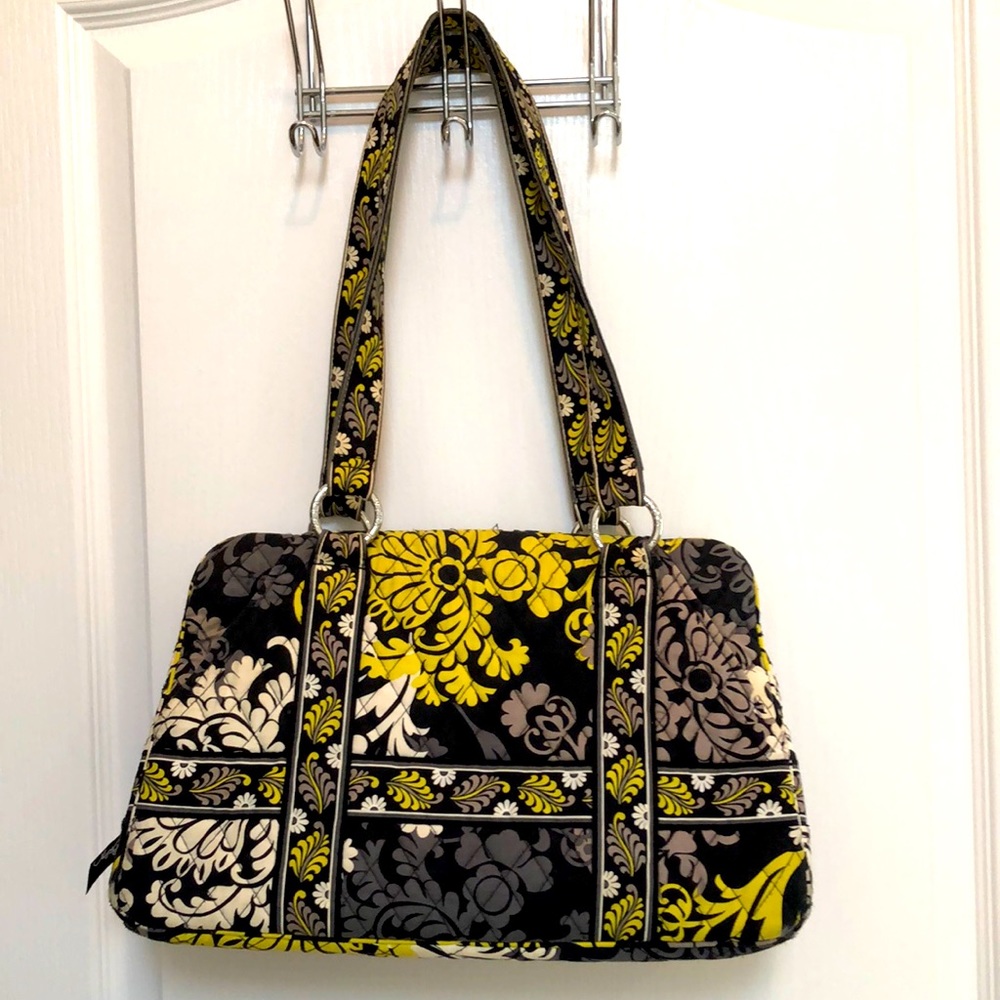 Vera Bradley mid size shoulder bag